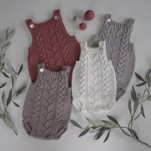 Last inn bildet i Galleri-visningsprogrammet, JASMINE BABYDRAKT