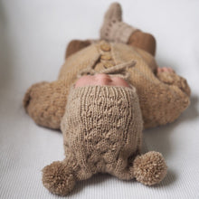 Last inn bildet i Galleri-visningsprogrammet, Perlemors boblesett (dress, jakke, seleshorts, luer og sokker)