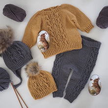 Last inn bildet i Galleri-visningsprogrammet, Prydsett (genser, tights og lue)