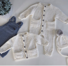 Last inn bildet i Galleri-visningsprogrammet, Lerke babyjakke