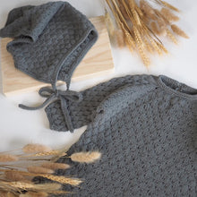 Last inn bildet i Galleri-visningsprogrammet, Perlemors boblekjole med skaut