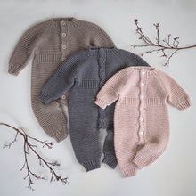 Last inn bildet i Galleri-visningsprogrammet, Nyfødt rilledress opp til 4 år