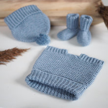 Last inn bildet i Galleri-visningsprogrammet, Nyfødt rillesett (sokker, lue og shorts)