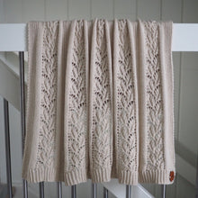 Last inn bildet i Galleri-visningsprogrammet, Eucalyptus sett (dress, lue/kyse og teppe)
